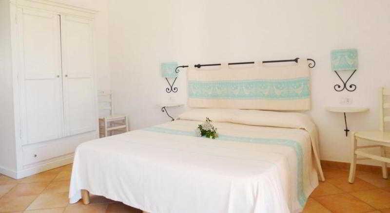 Borgo Dei Pescatori Hotell Aglientu Eksteriør bilde